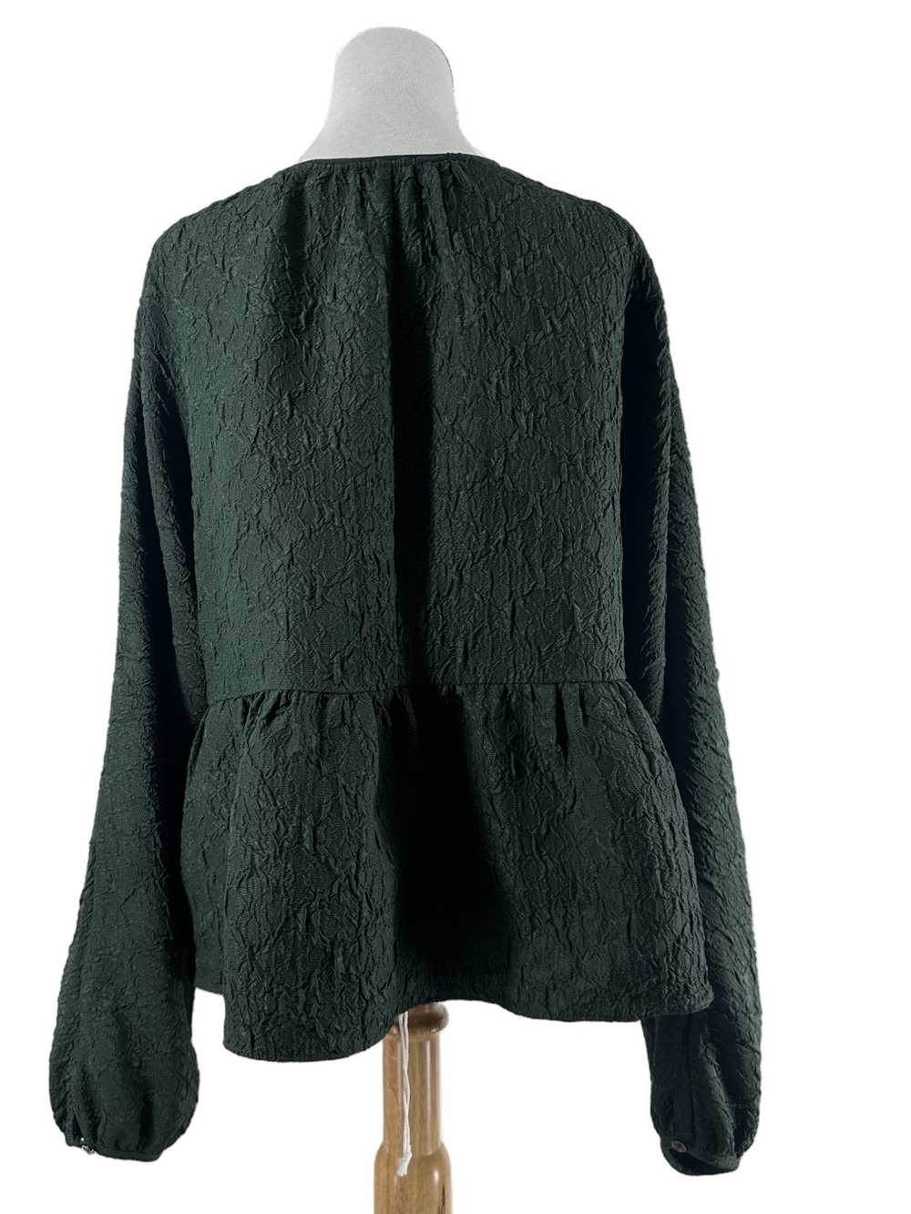 Aritzia Wilfred peplum Blouse forest green Textured peplum Blouse sz lg - Picture 2 of 11